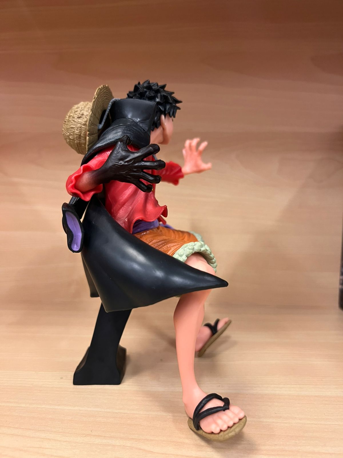 Monkey D. Luffy Anime Figure – Armament Haki Edition
